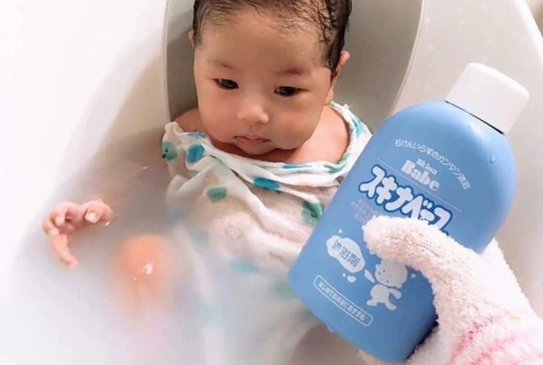 TOP 5 sữa tắm gội cho trẻ sơ sinh tốt nhất được khuyên dùng